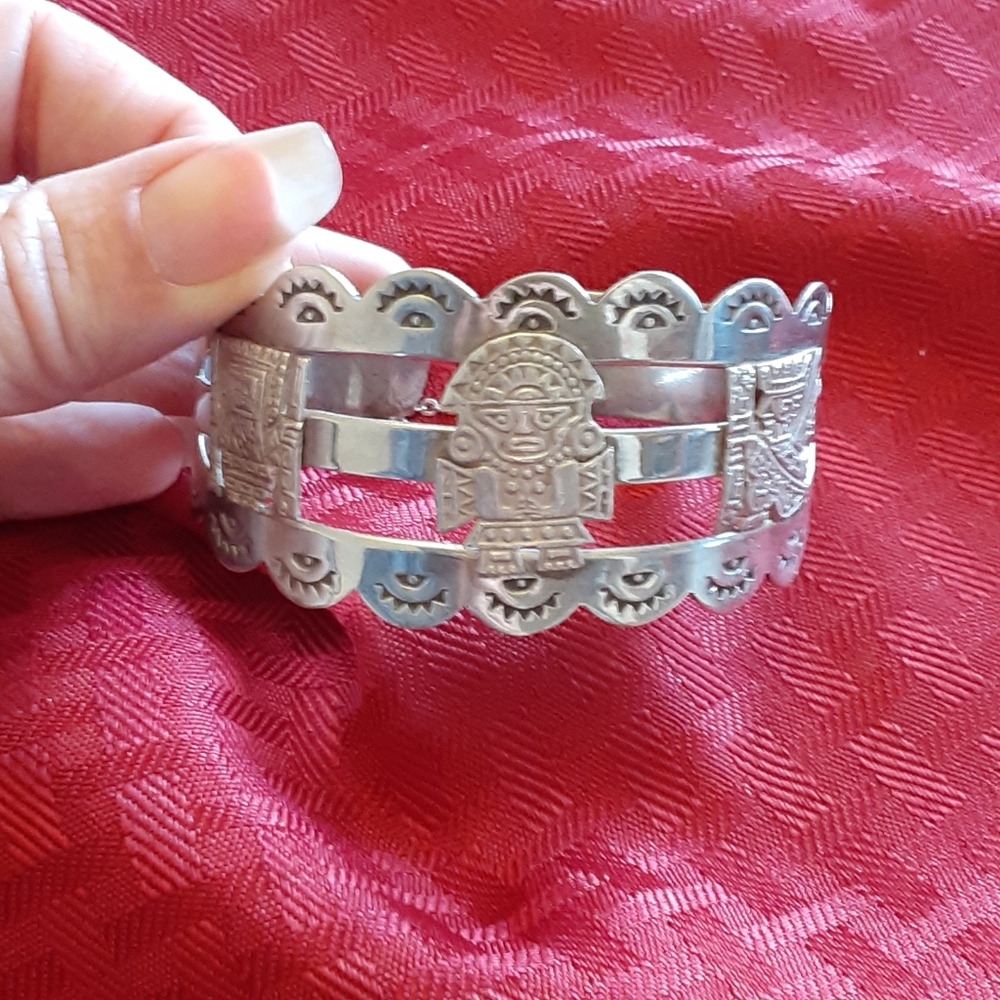 Silver bracelet
